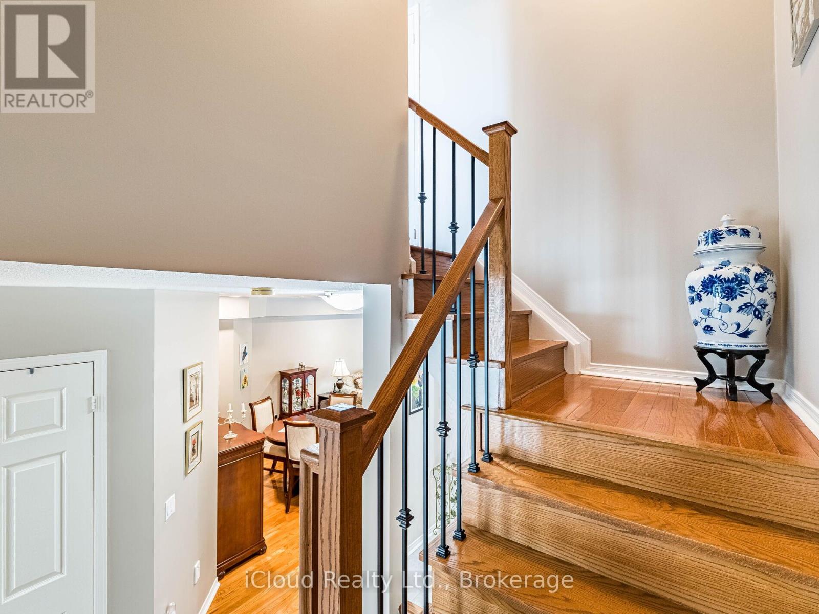 82 Hanton Crescent, Caledon, Ontario  L7E 2E7 - Photo 21 - W12458314