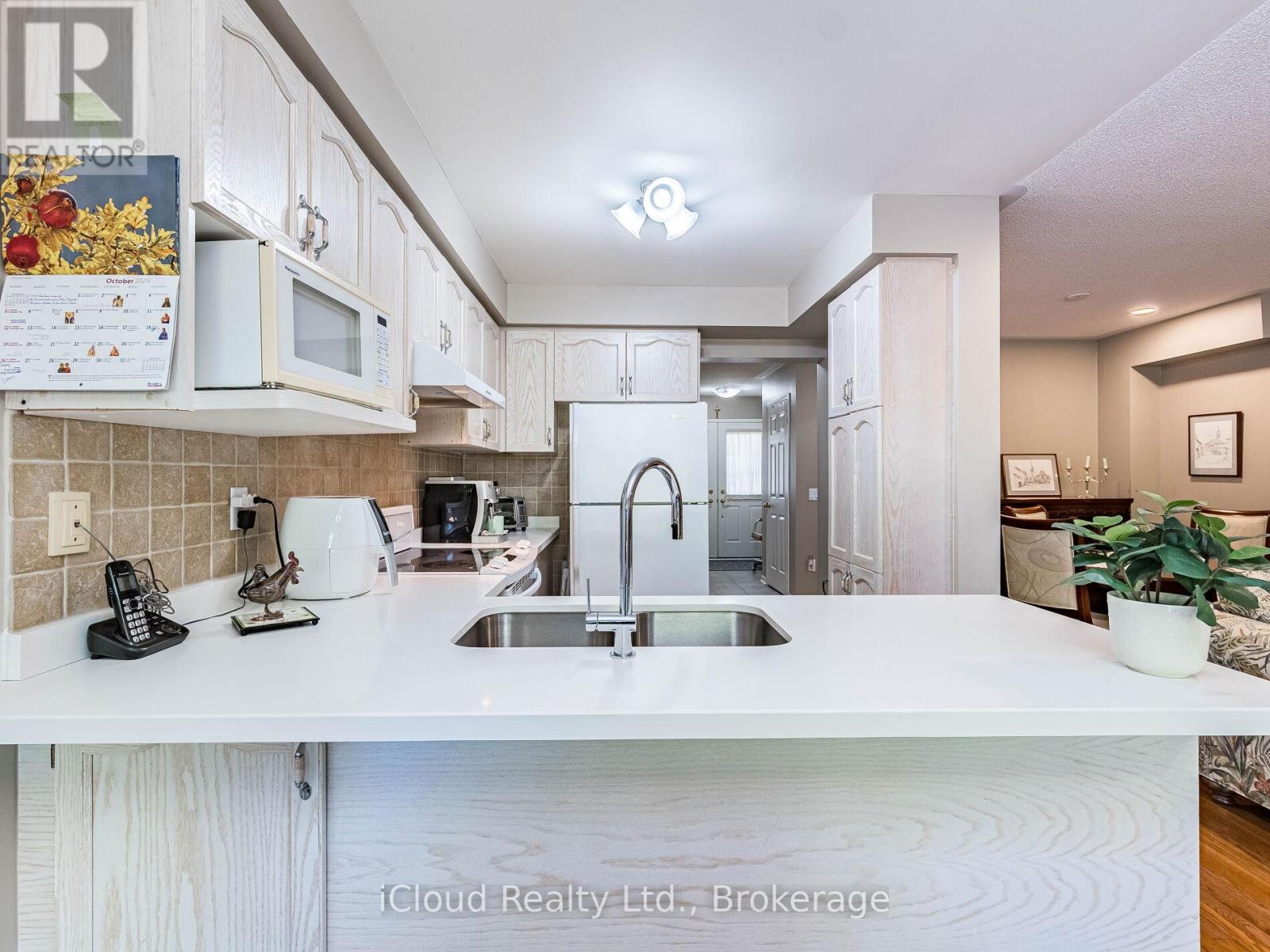 82 Hanton Crescent, Caledon, Ontario  L7E 2E7 - Photo 20 - W12458314