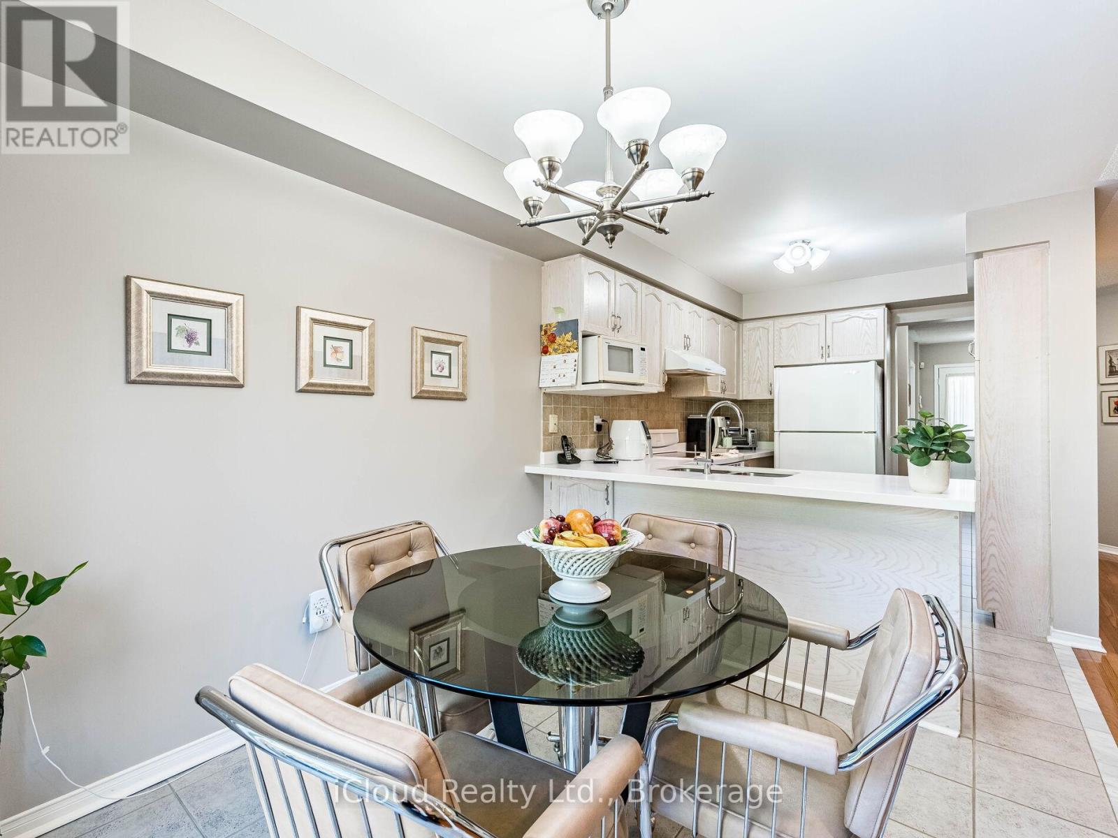 82 Hanton Crescent, Caledon, Ontario  L7E 2E7 - Photo 17 - W12458314