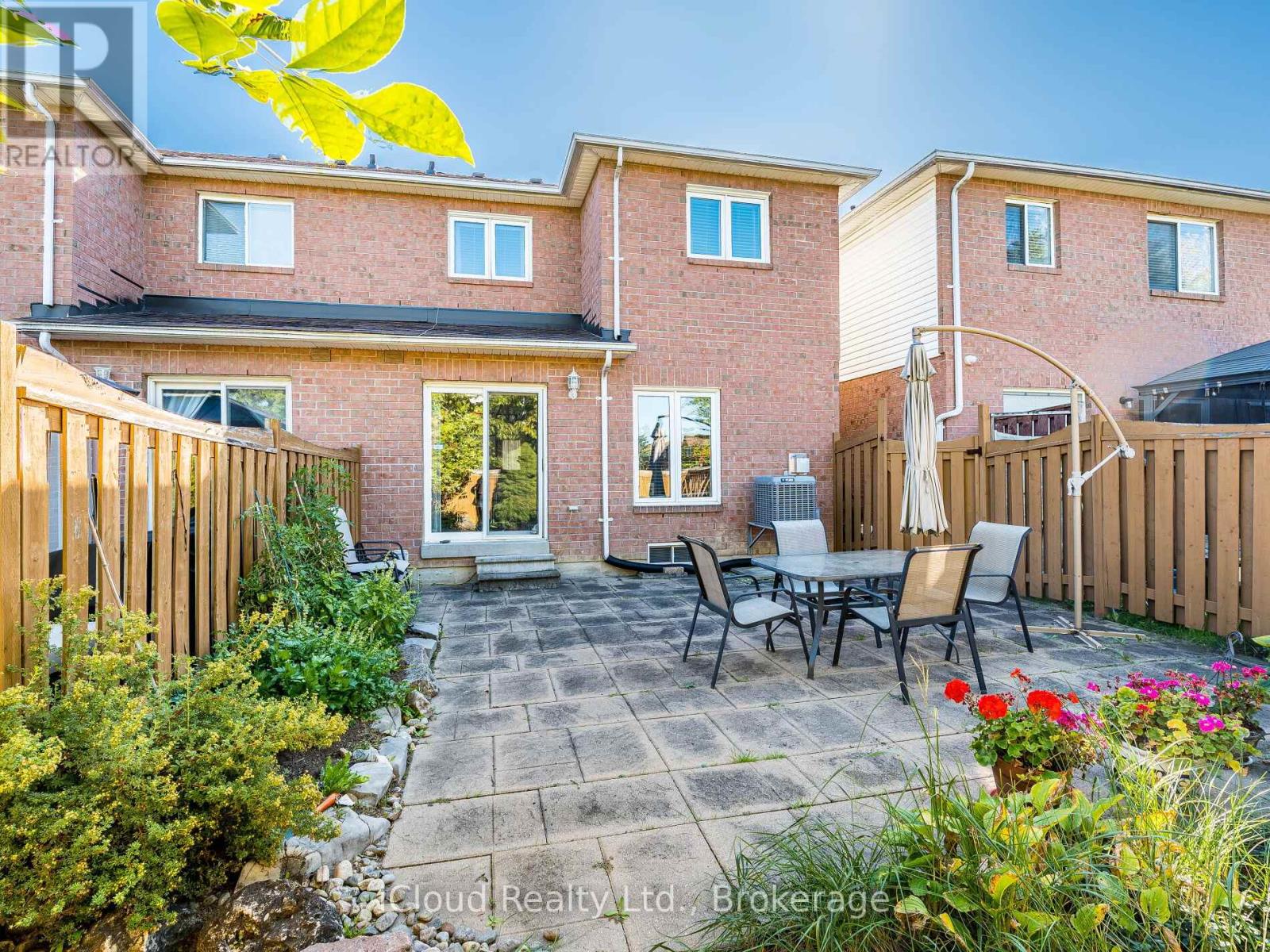 82 Hanton Crescent, Caledon, Ontario  L7E 2E7 - Photo 39 - W12458314