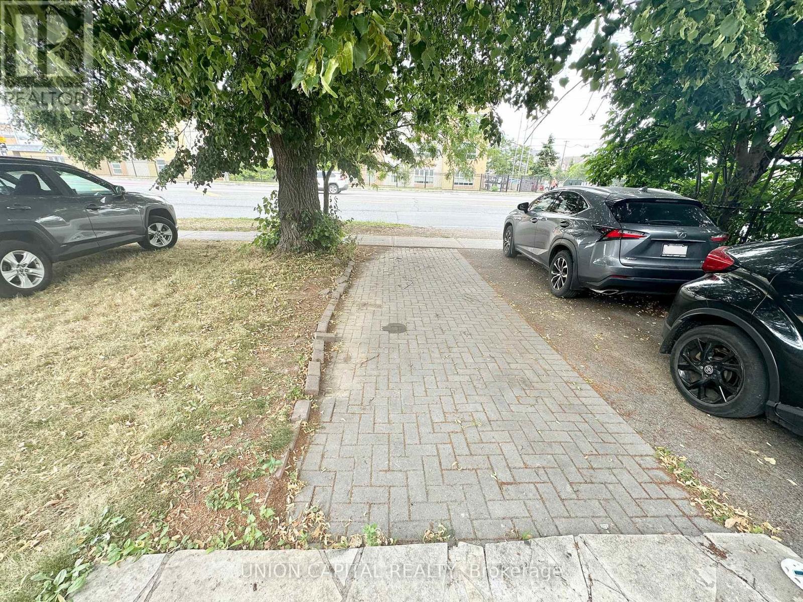 Main Floor - 1048 Kennedy Road, Toronto, Ontario  M1P 2K7 - Photo 17 - E12458655