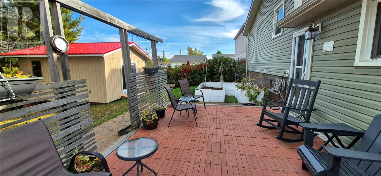 310 Catherine Drive, Garson, Ontario  P3L 1G7 - Photo 3 - 2125183