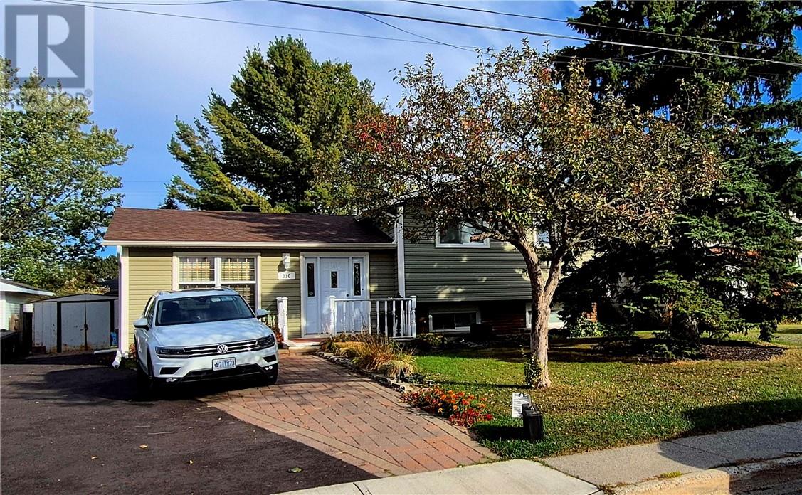 310 Catherine Drive, Garson, Ontario  P3L 1G7 - Photo 2 - 2125183