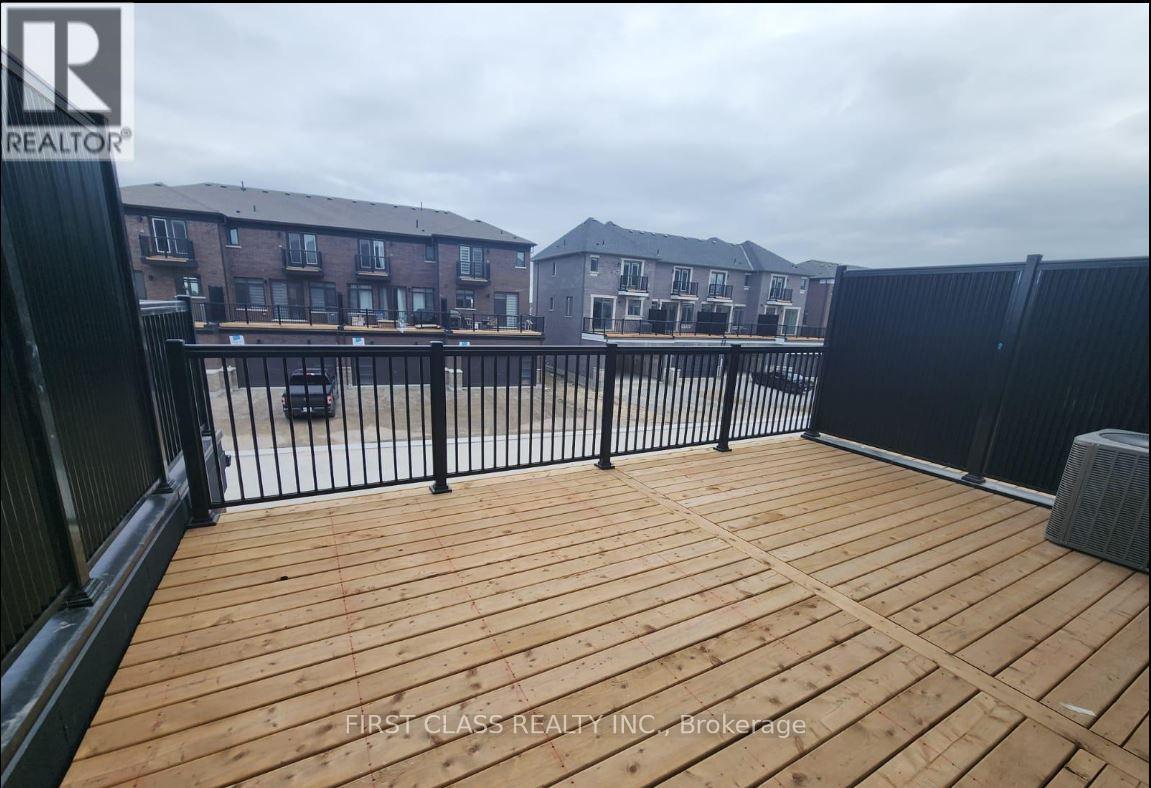 73 Camino Real Drive, Caledon, Ontario  L7C 1Z9 - Photo 11 - W12458638