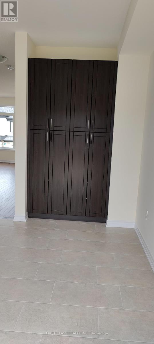 73 Camino Real Drive, Caledon, Ontario  L7C 1Z9 - Photo 13 - W12458638