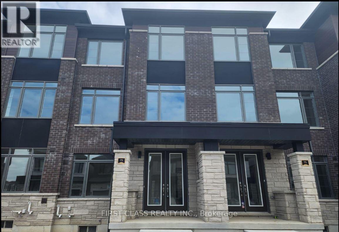 73 Camino Real Drive, Caledon, Ontario  L7C 1Z9 - Photo 2 - W12458638
