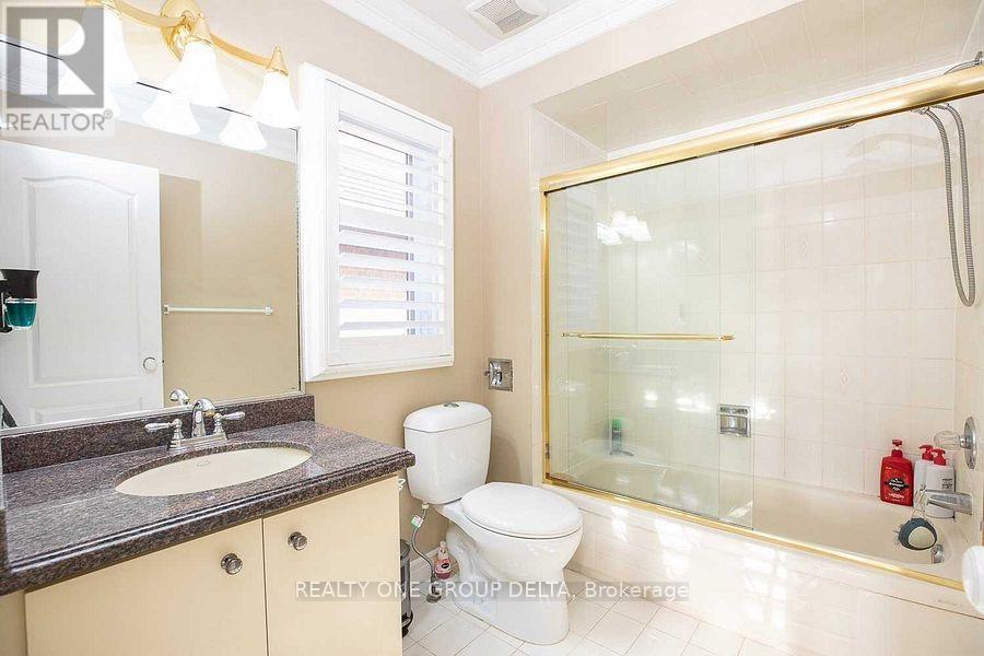 1918 Royal Credit Boulevard, Mississauga, Ontario  L5M 4Y1 - Photo 20 - W12458640