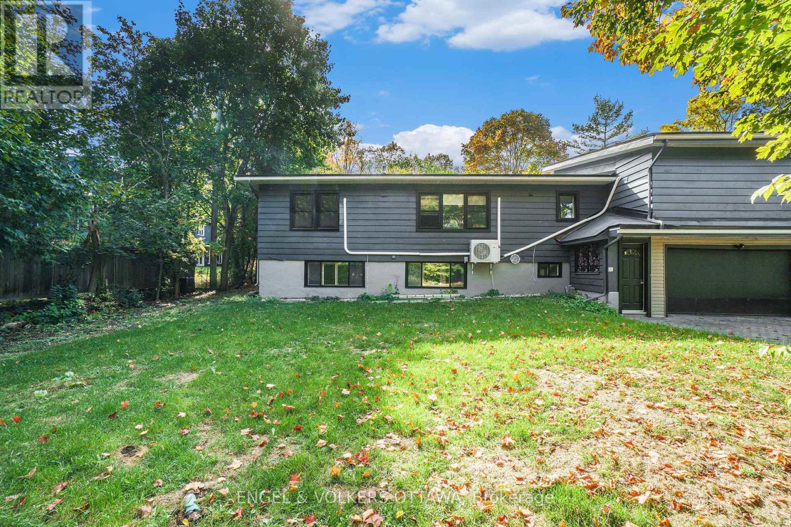 60 Juliana Road, Ottawa, Ontario  K1M 1K3 - Photo 10 - X12458658