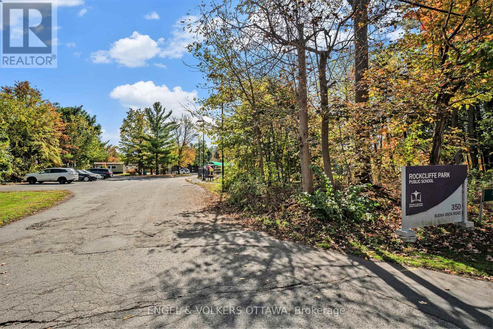 60 Juliana Road, Ottawa, Ontario  K1M 1K3 - Photo 15 - X12458658