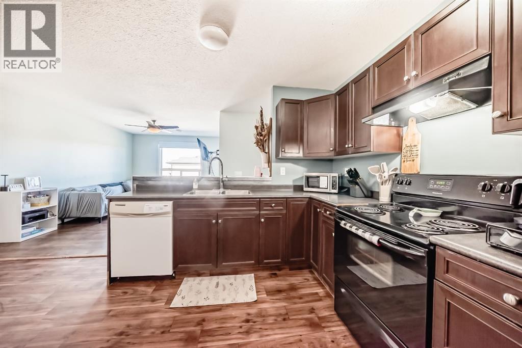 303, 8 Bayside Place, Strathmore, Alberta  T1P 0E1 - Photo 10 - A2264030