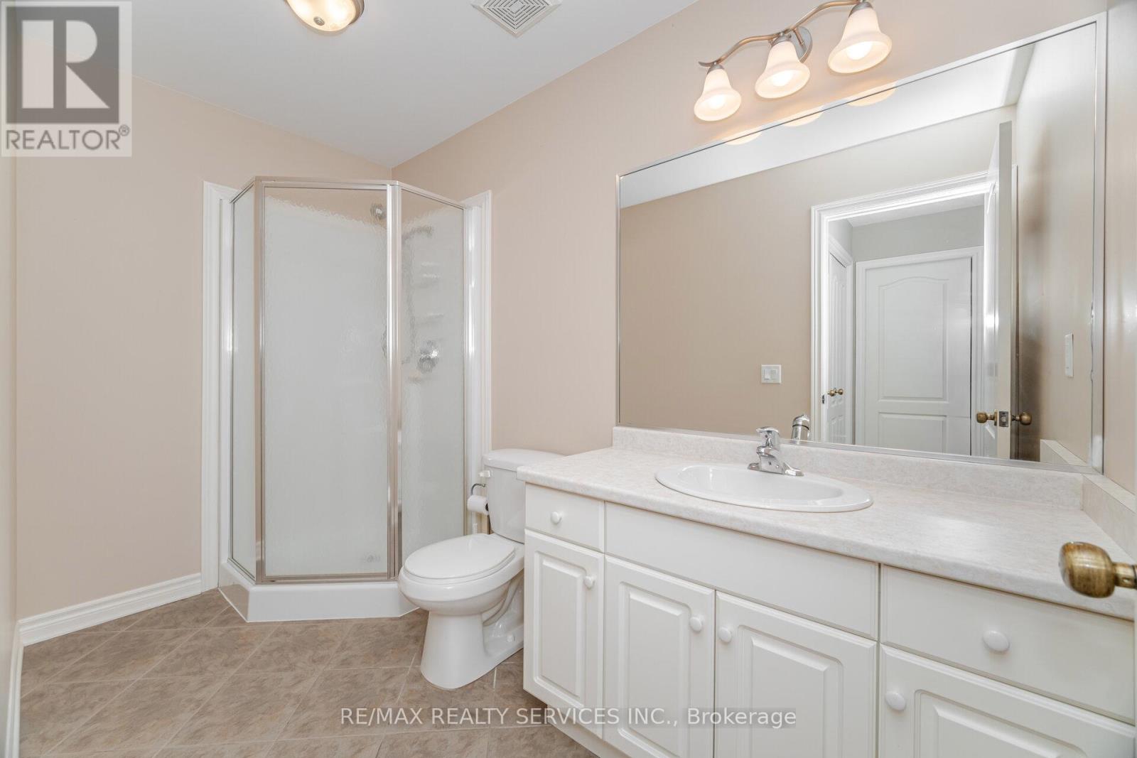 43 Rose Glen Crescent, Niagara-On-The-Lake, Ontario  L0S 1J0 - Photo 18 - X12458650