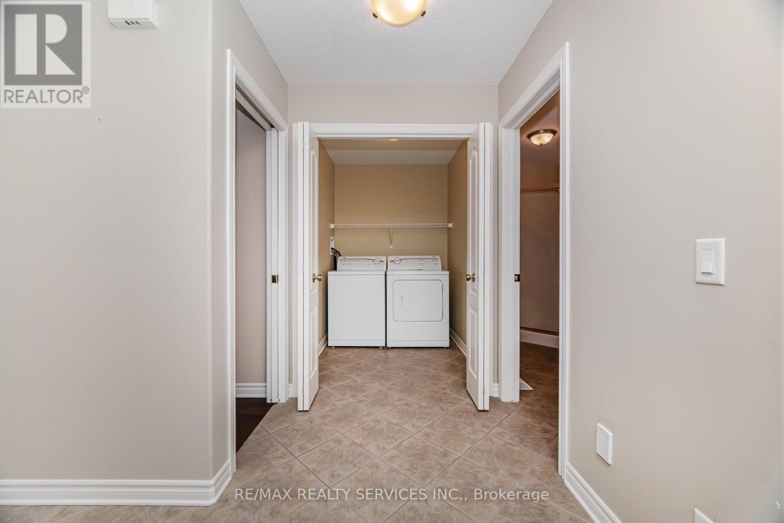 43 Rose Glen Crescent, Niagara-On-The-Lake, Ontario  L0S 1J0 - Photo 21 - X12458650