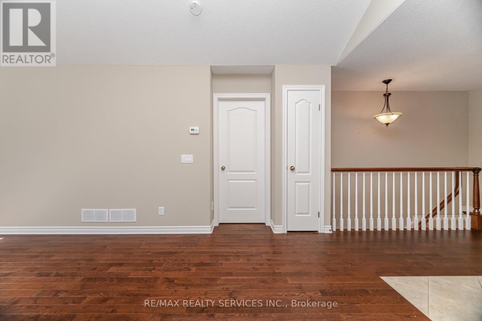 43 Rose Glen Crescent, Niagara-On-The-Lake, Ontario  L0S 1J0 - Photo 22 - X12458650