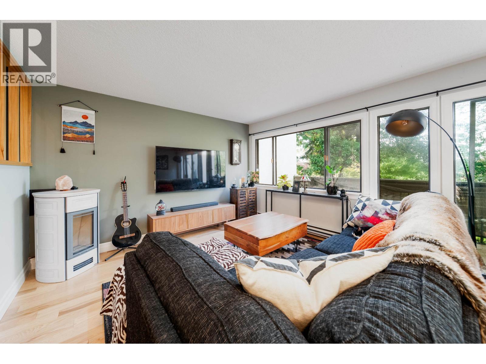 7 7305 Montecito Drive, Burnaby, British Columbia  V5A 1R2 - Photo 3 - R3057714