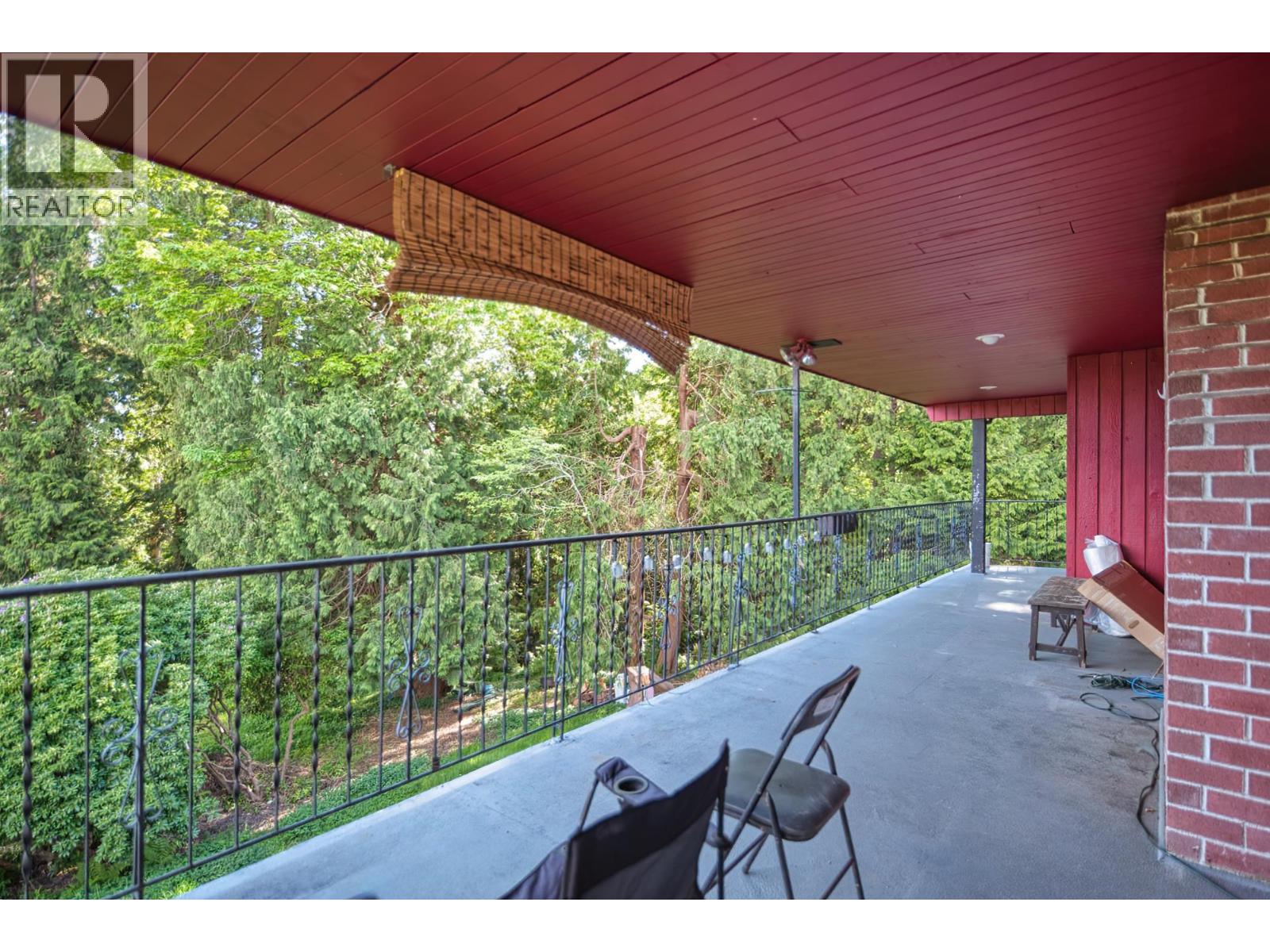 6533 Meier Road, Sechelt, British Columbia  V7Z 0S8 - Photo 3 - R3057716