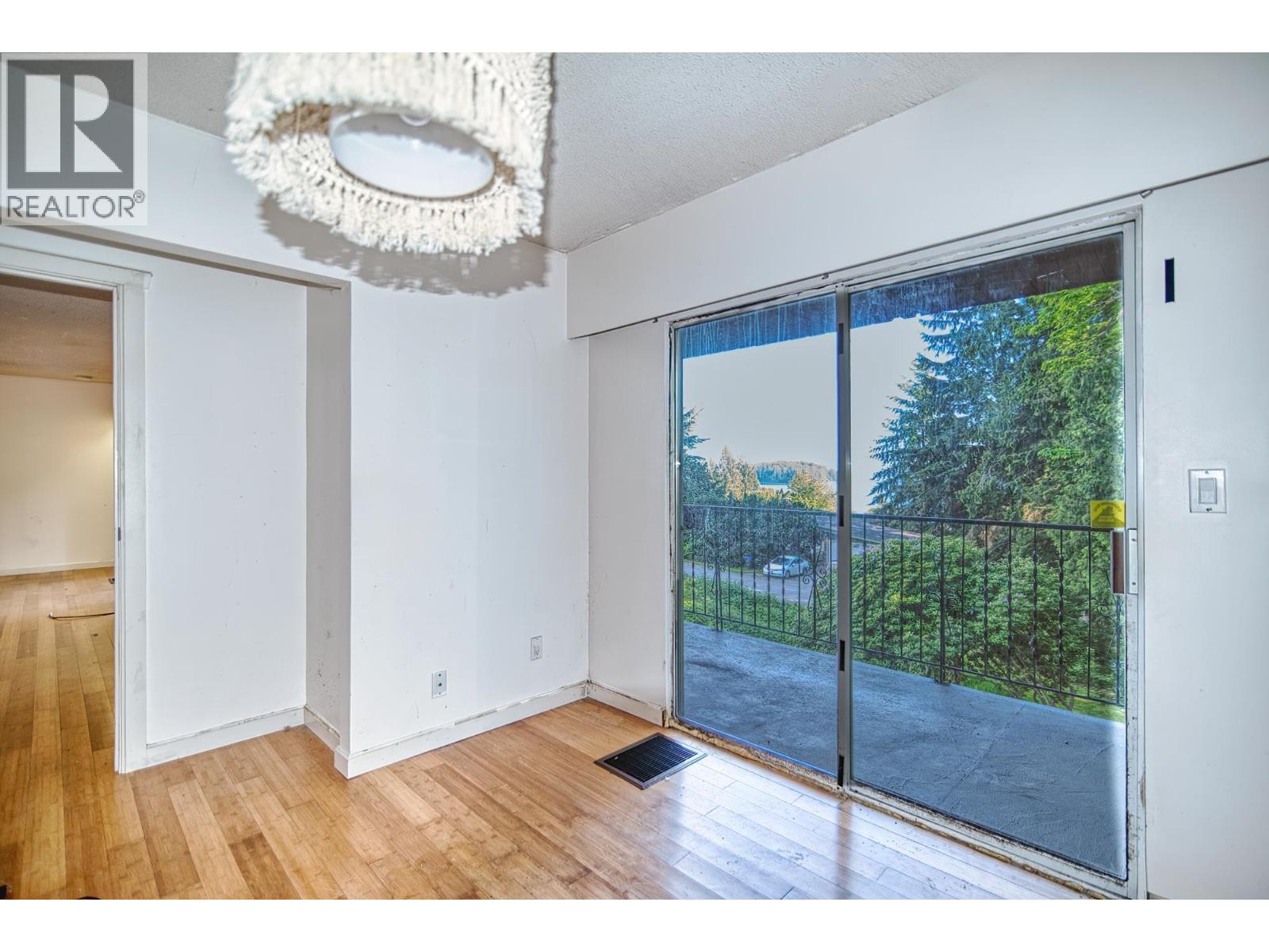 6533 Meier Road, Sechelt, British Columbia  V7Z 0S8 - Photo 8 - R3057716