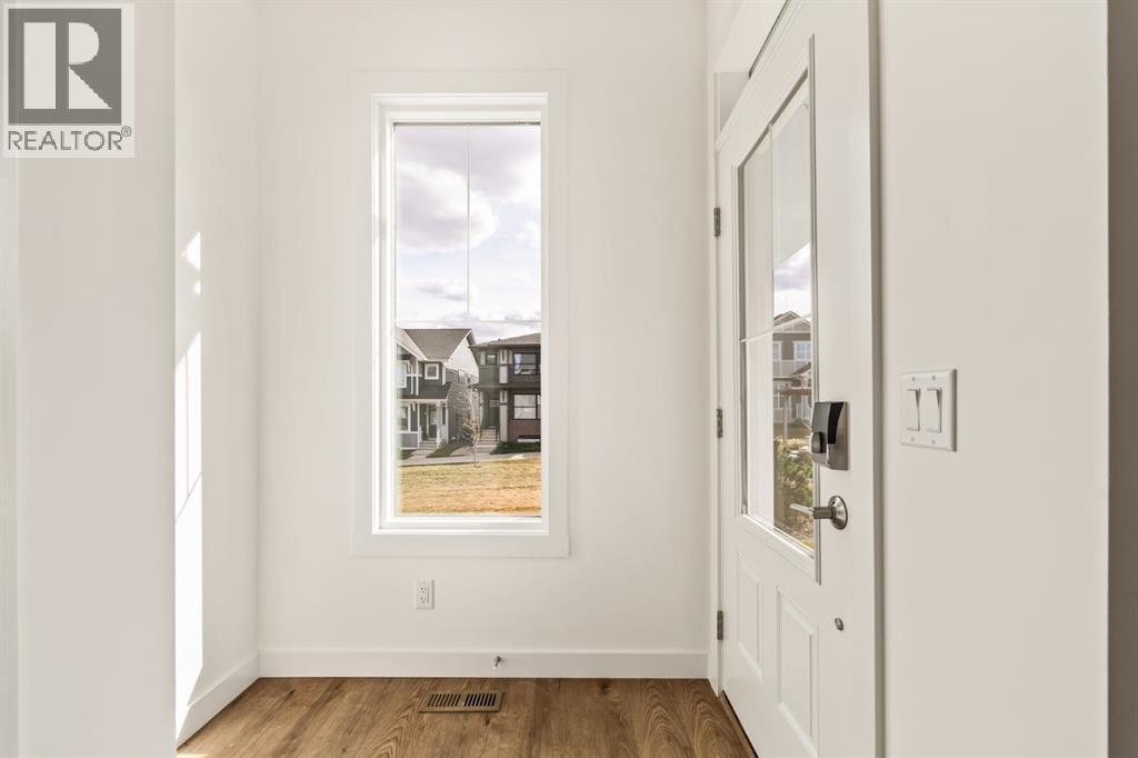 47 Herron Walk Ne, Calgary, Alberta  T3P 2L2 - Photo 2 - A2237515