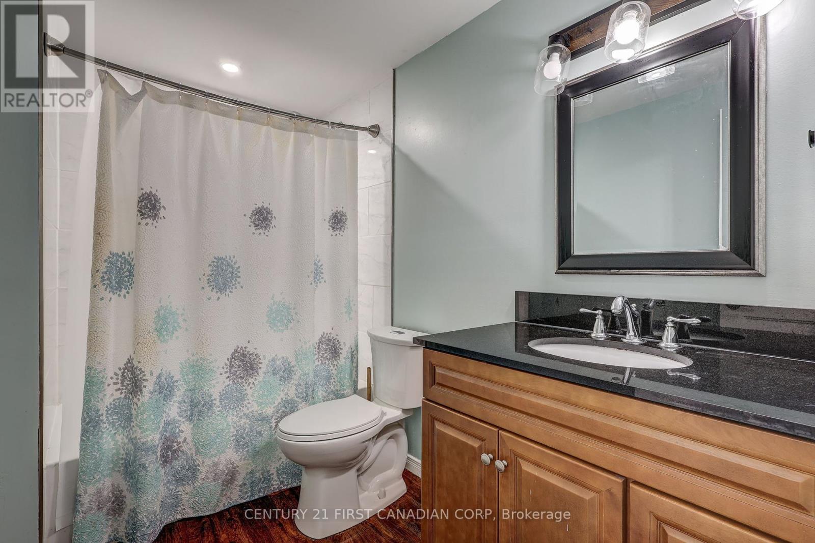 1824 Attawandaron Road, London North, Ontario  N6G 3N1 - Photo 25 - X12458674