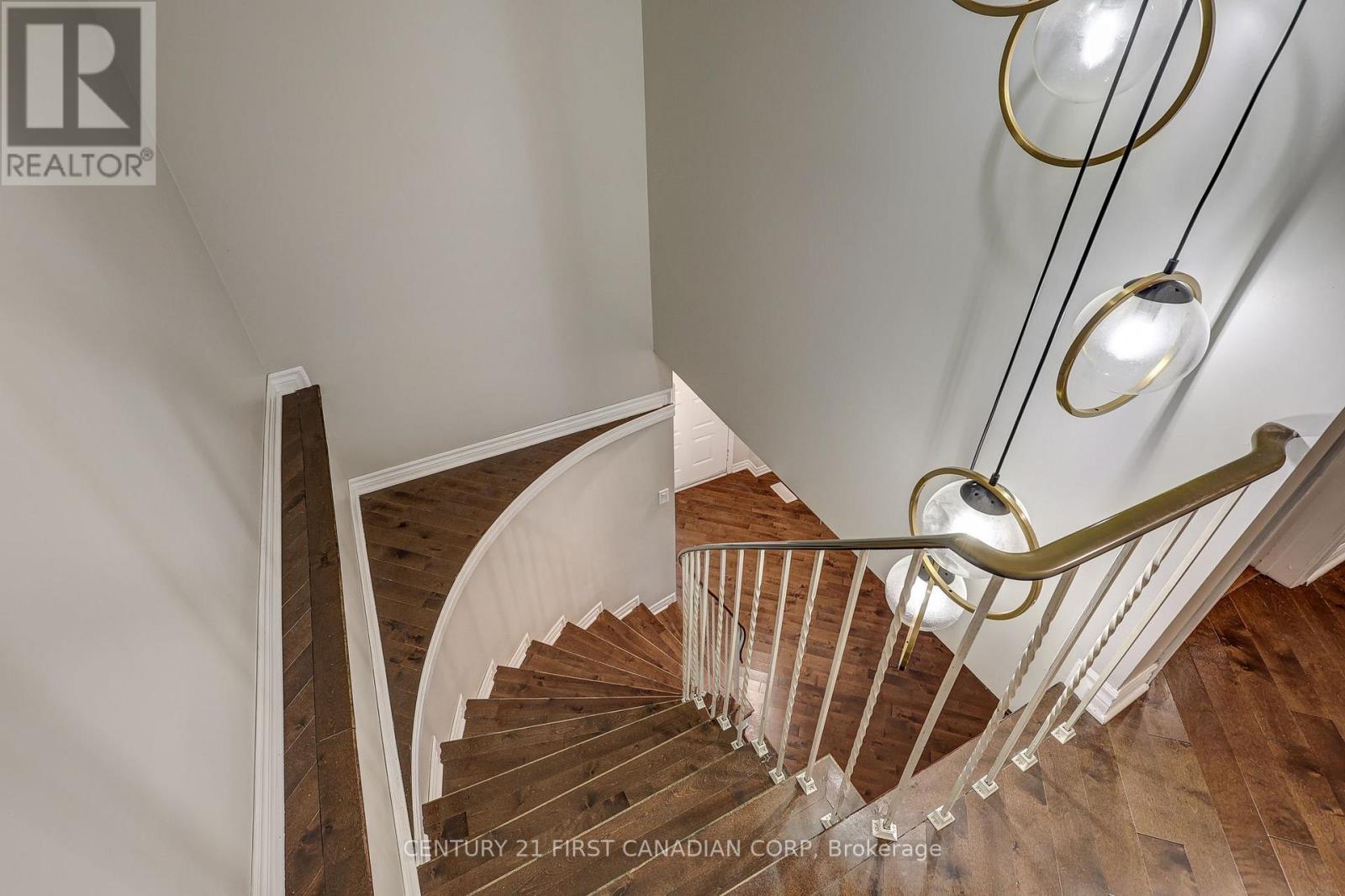 1824 Attawandaron Road, London North, Ontario  N6G 3N1 - Photo 5 - X12458674