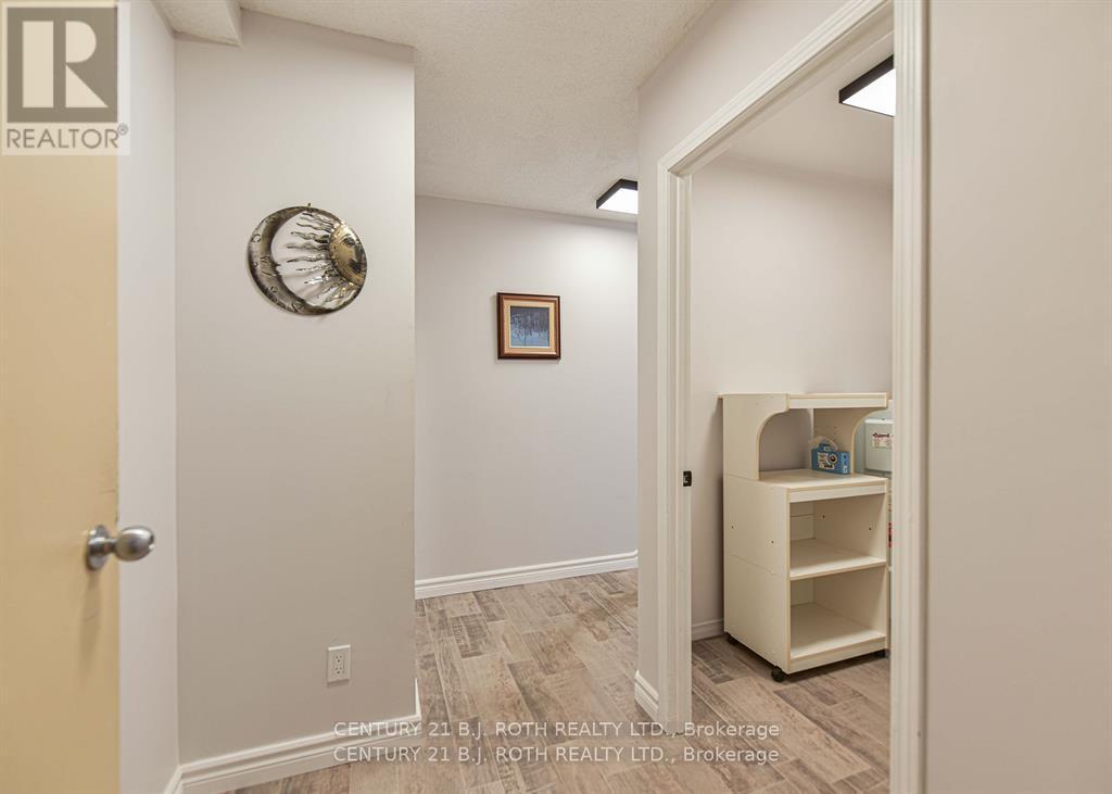 302 - 125 Bond Street, Orillia, Ontario  L3V 1J7 - Photo 7 - S12458671