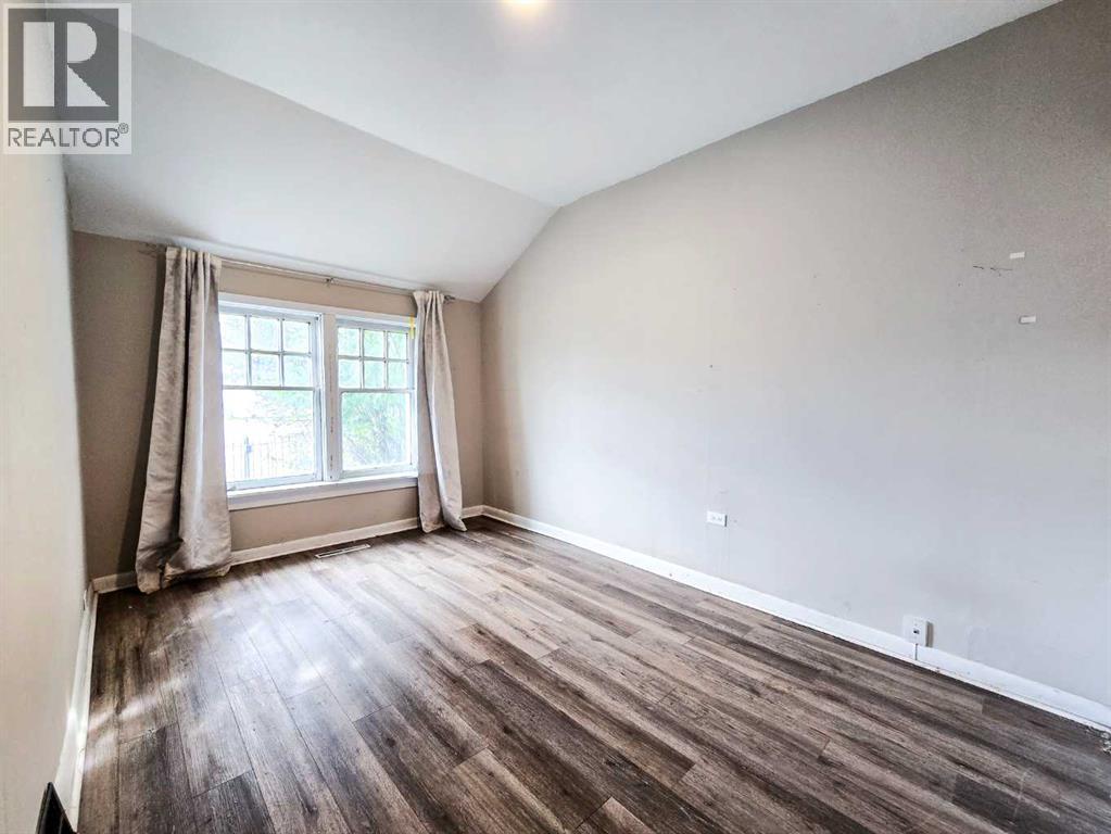 8005 18 Avenue, Coleman, Alberta  T0K 0M0 - Photo 5 - A2260836