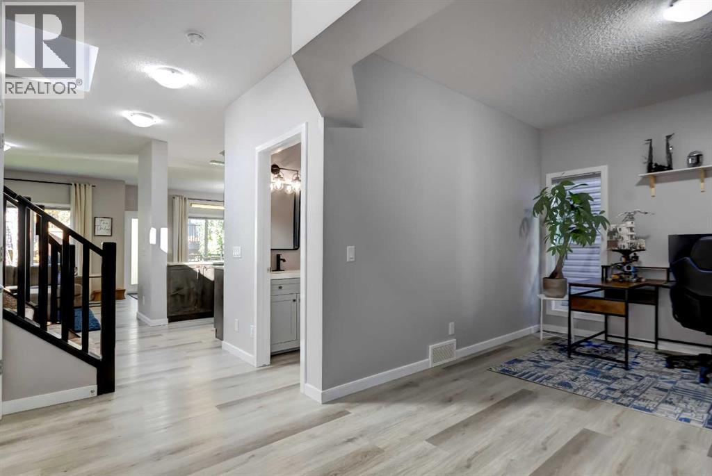 269 Walden Heights Se, Calgary, Alberta  T2X 0V7 - Photo 5 - A2263733