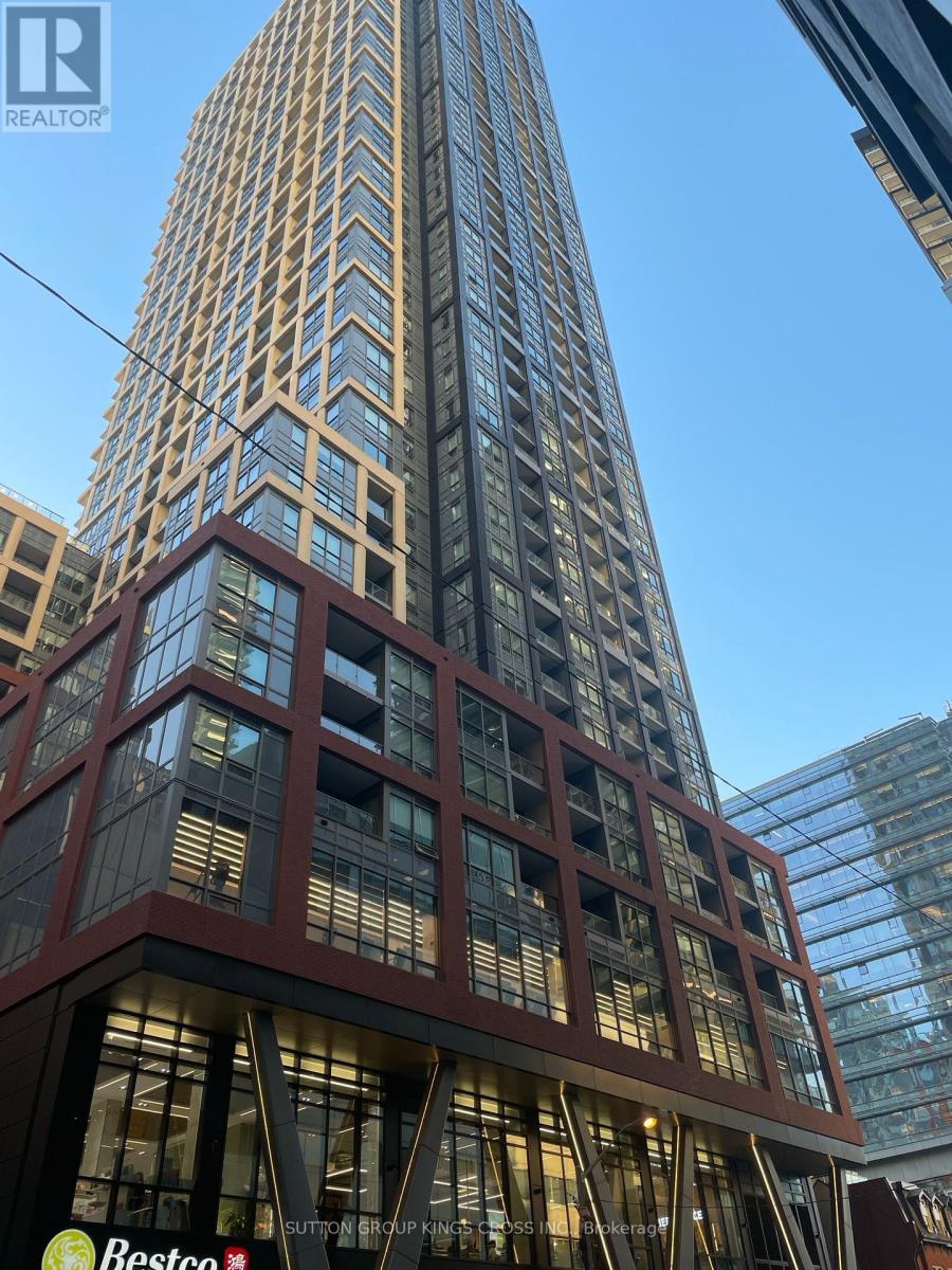 615 - 108 Peter Street, Toronto, Ontario  M5V 0W2 - Photo 2 - C12458678
