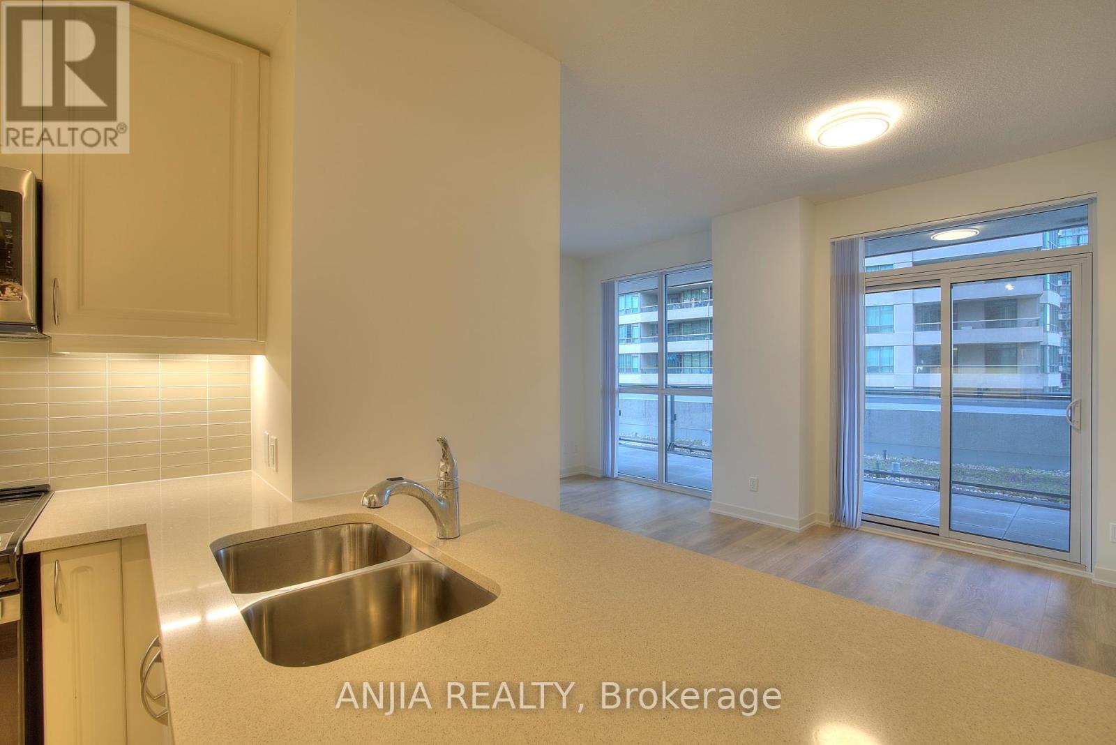 619 - 4955 Yonge Street, Toronto, Ontario  M2N 0L8 - Photo 11 - C12458679