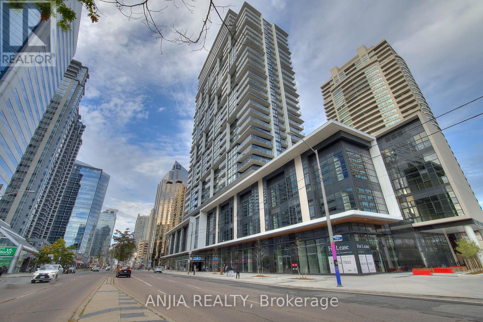 619 - 4955 Yonge Street, Toronto, Ontario  M2N 0L8 - Photo 16 - C12458679