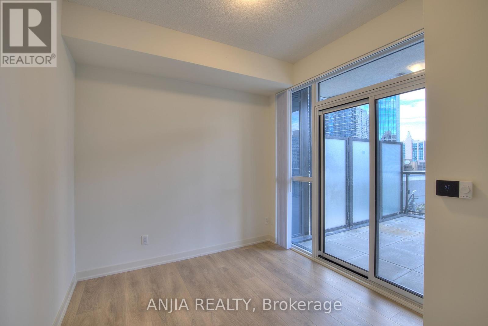 619 - 4955 Yonge Street, Toronto, Ontario  M2N 0L8 - Photo 8 - C12458679