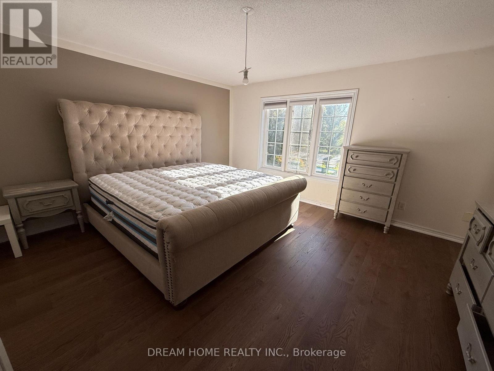20 Wicker Drive, Richmond Hill, Ontario  L4E 4T6 - Photo 12 - N12458677
