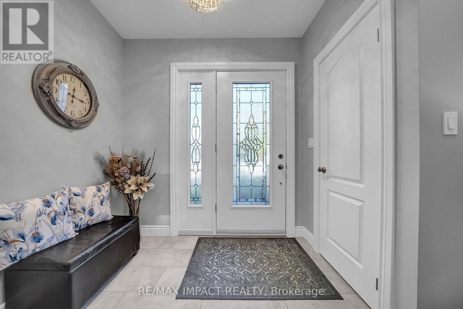 636 Christie Avenue, Oshawa, Ontario  L1G 4L7 - Photo 3 - E12397616