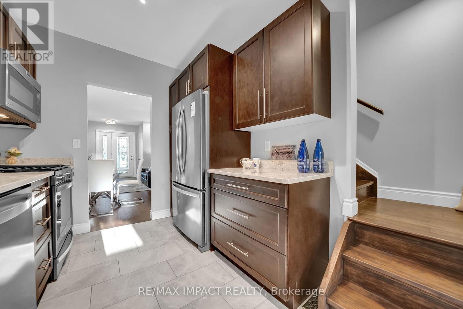 636 Christie Avenue, Oshawa, Ontario  L1G 4L7 - Photo 6 - E12397616
