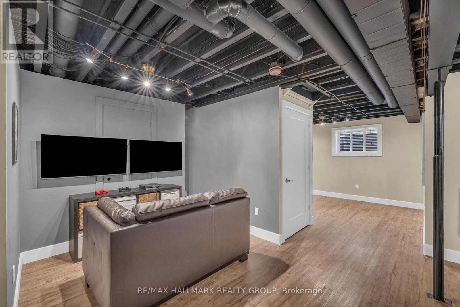 1077 Shearer Drive, Brockville, Ontario  K6V 7K1 - Photo 31 - X12458682
