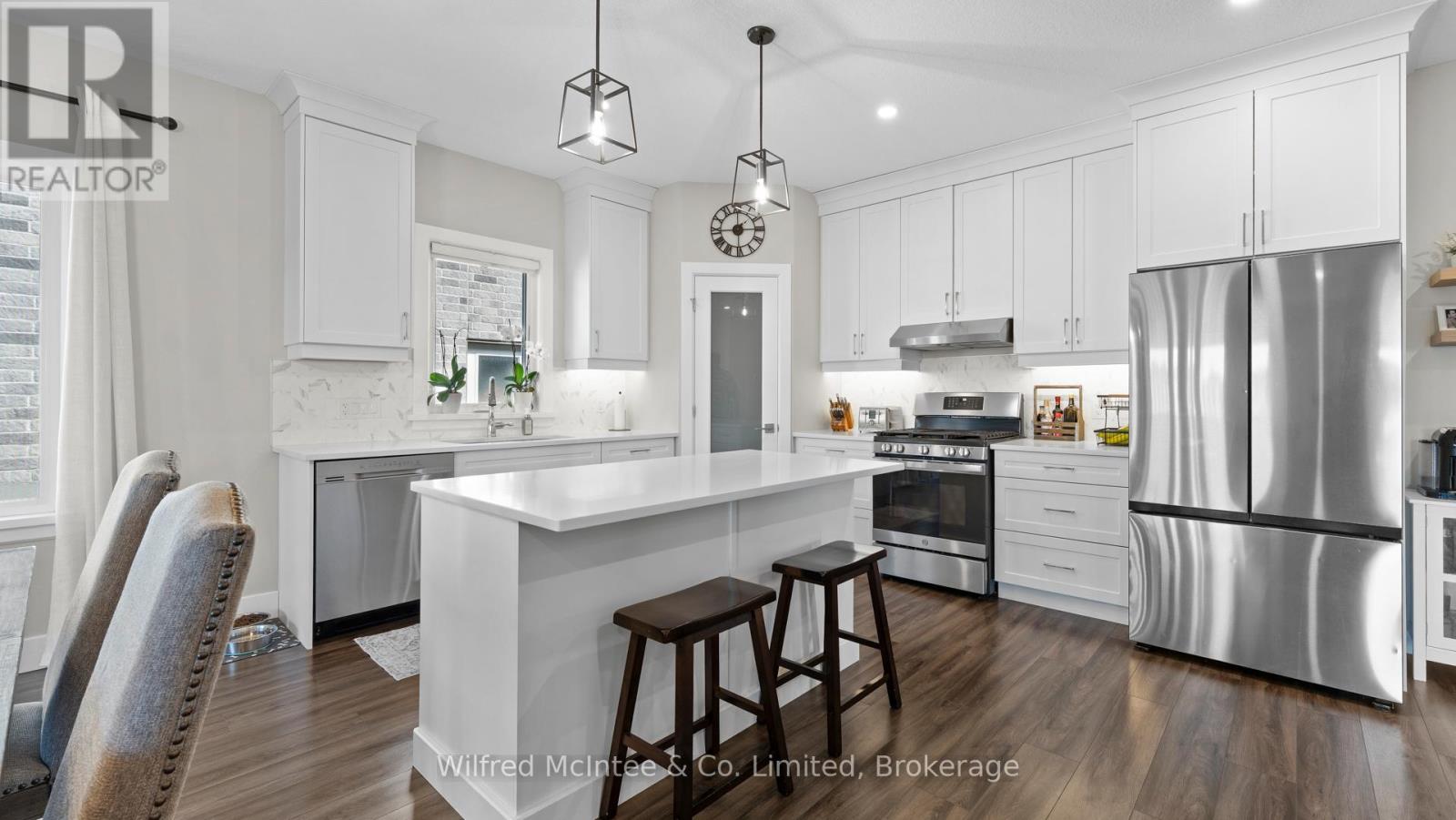635 Winchester Avenue S, North Perth, Ontario  N4W 0C8 - Photo 6 - X12458688