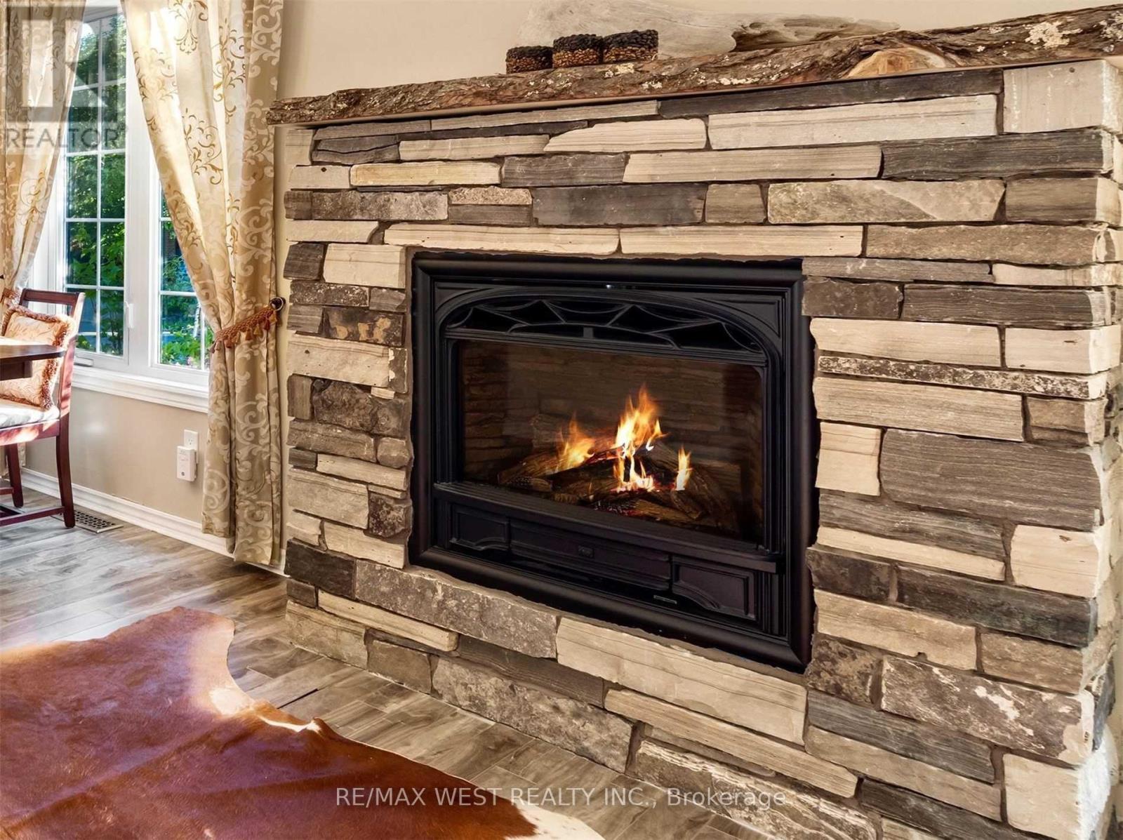 249 Hodgson Drive, Newmarket, Ontario  L3Y 1E3 - Photo 6 - N12458686