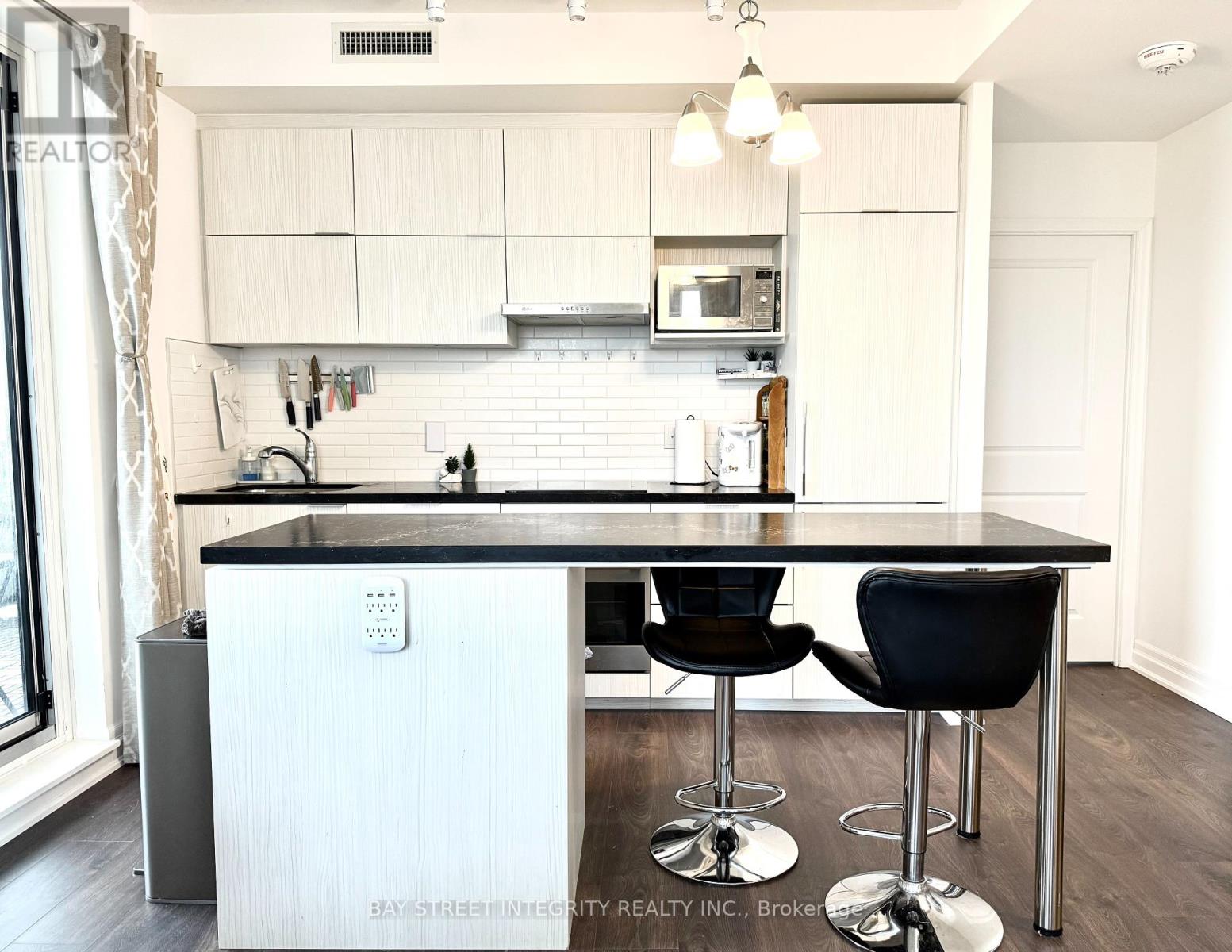 906b - 8 Rough Valley Drive W, Markham, Ontario  L6G 0G8 - Photo 4 - N12458690