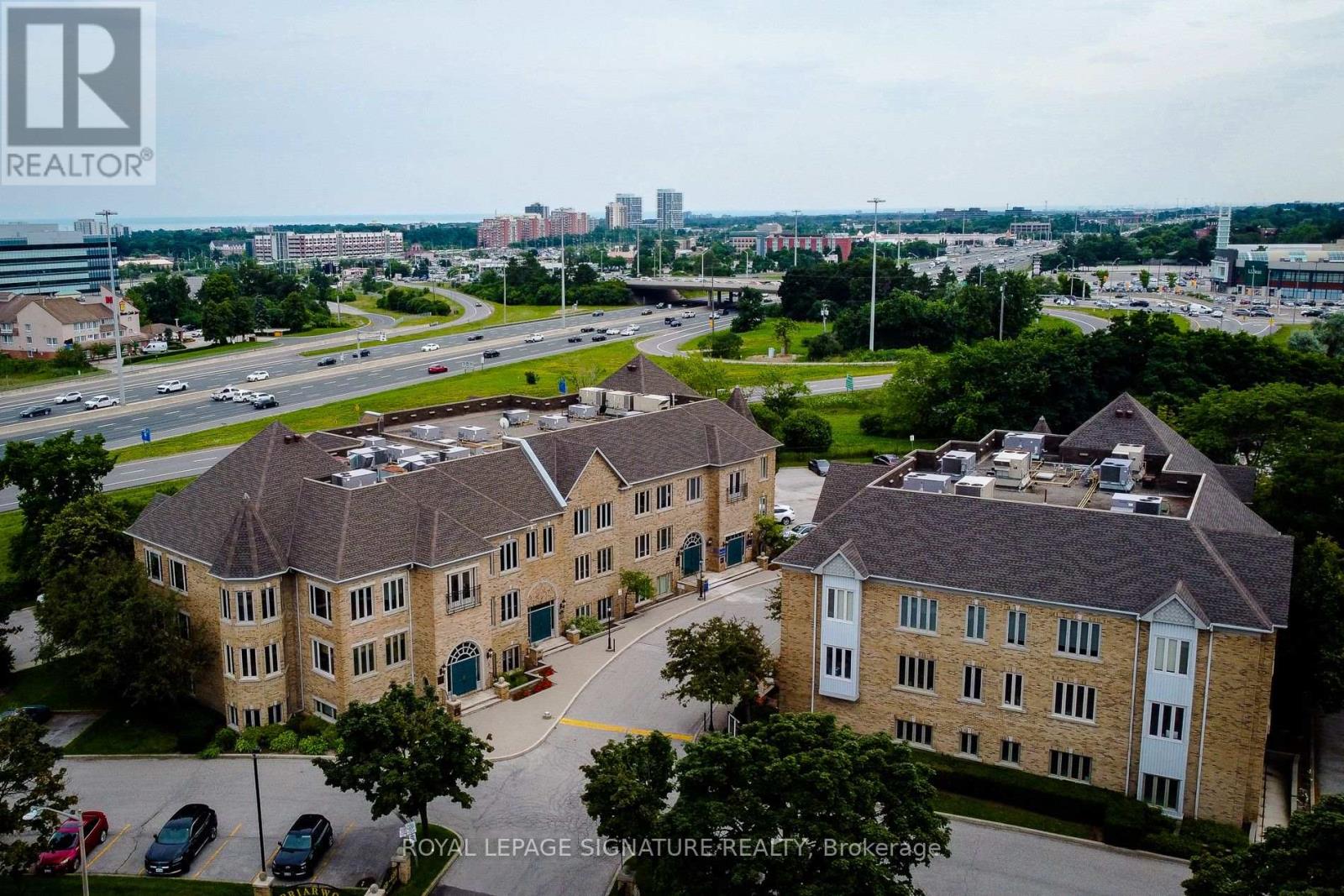 300 - 414 NORTH SERVICE ROAD E, Oakville, Ontario