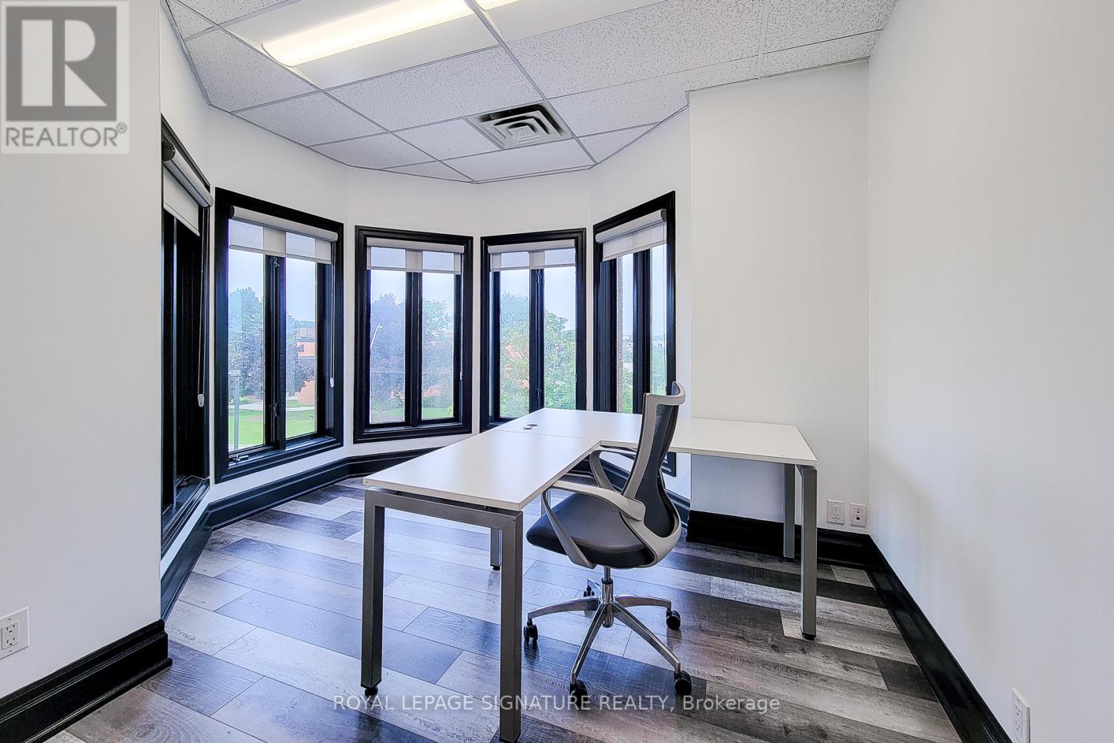 300 - 414 North Service Road E, Oakville, Ontario  L6H 5R2 - Photo 35 - W12458689