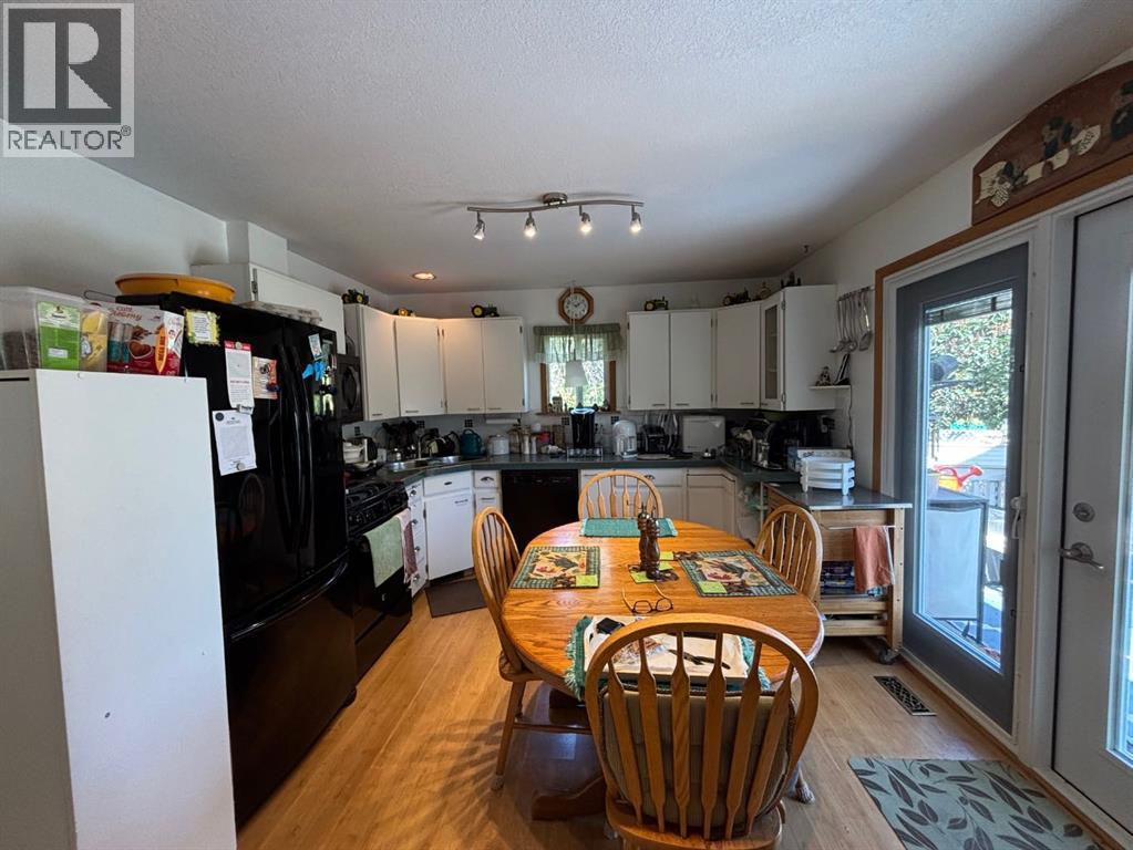 253 W 4 Avenue S, Magrath, Alberta  T0K 1J0 - Photo 8 - A2258478