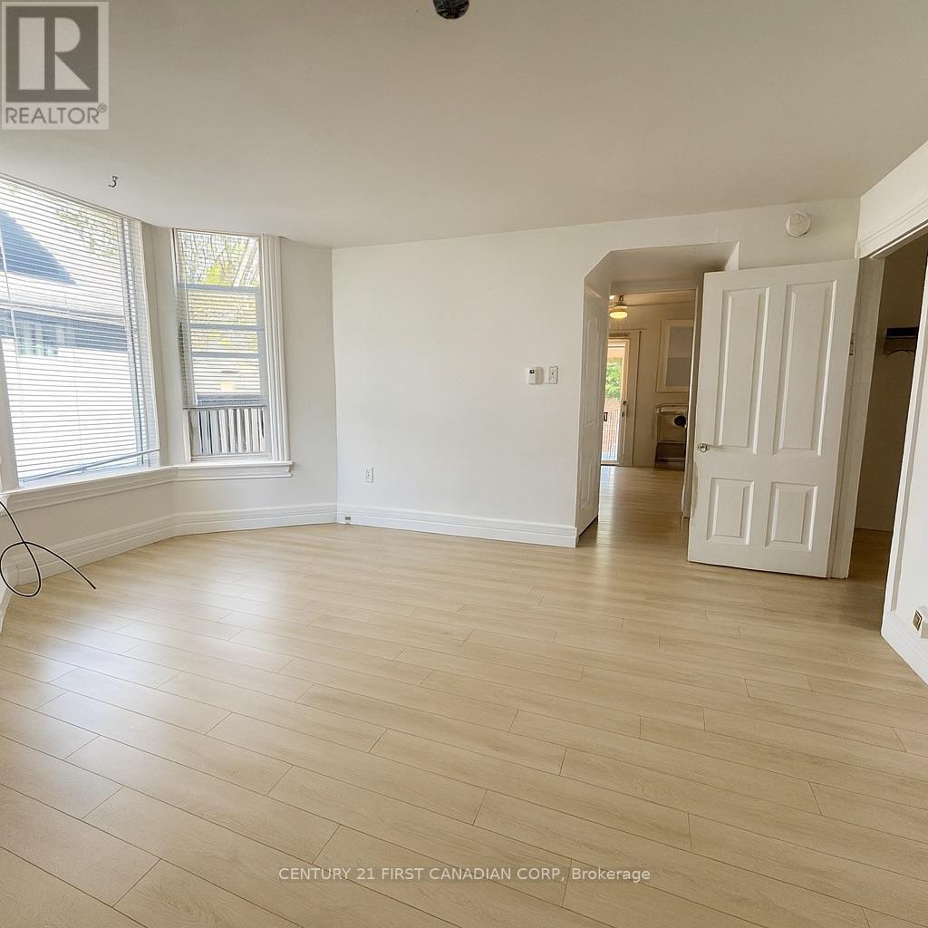 2 - 740 Lorne Avenue, London East, Ontario  N5W 3K6 - Photo 4 - X12458697