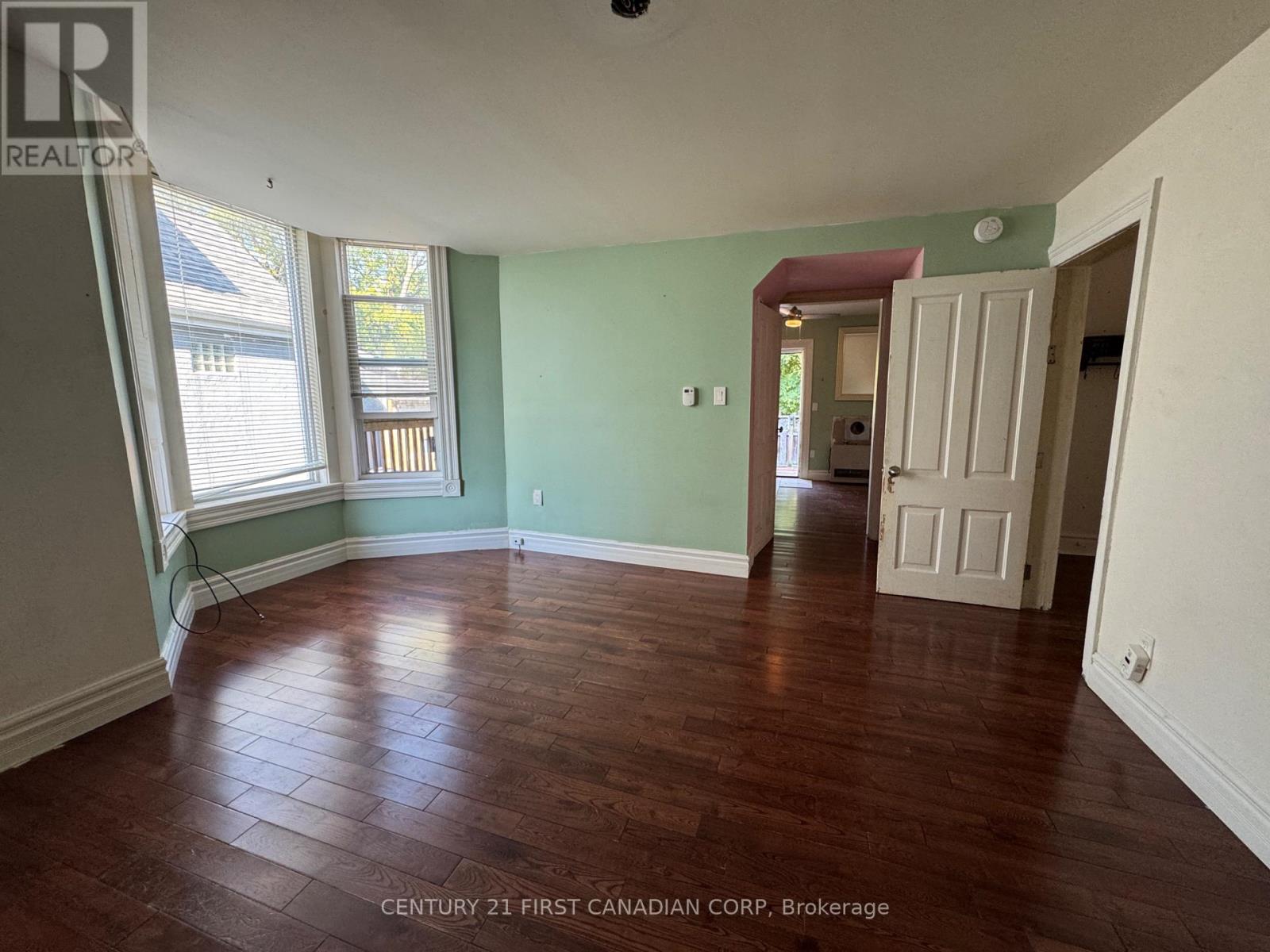 2 - 740 Lorne Avenue, London East, Ontario  N5W 3K6 - Photo 9 - X12458697