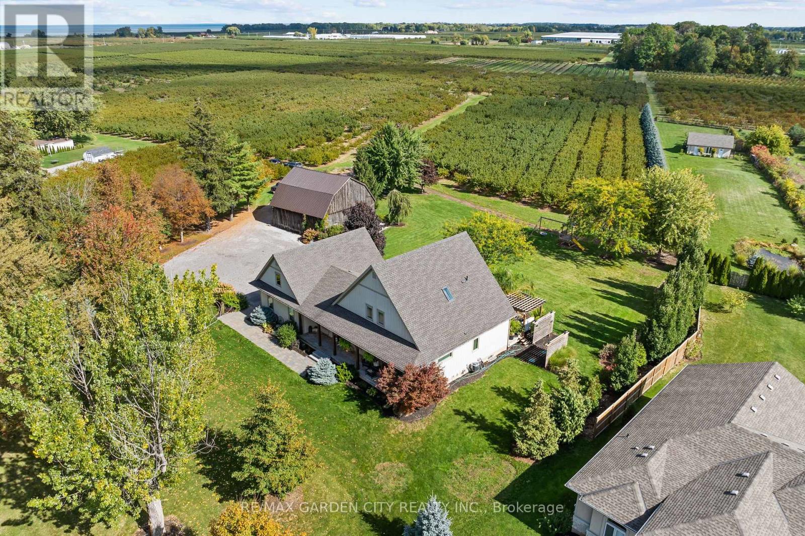 411 Read Road, Niagara-On-The-Lake, Ontario  L0S 1J0 - Photo 2 - X12454361