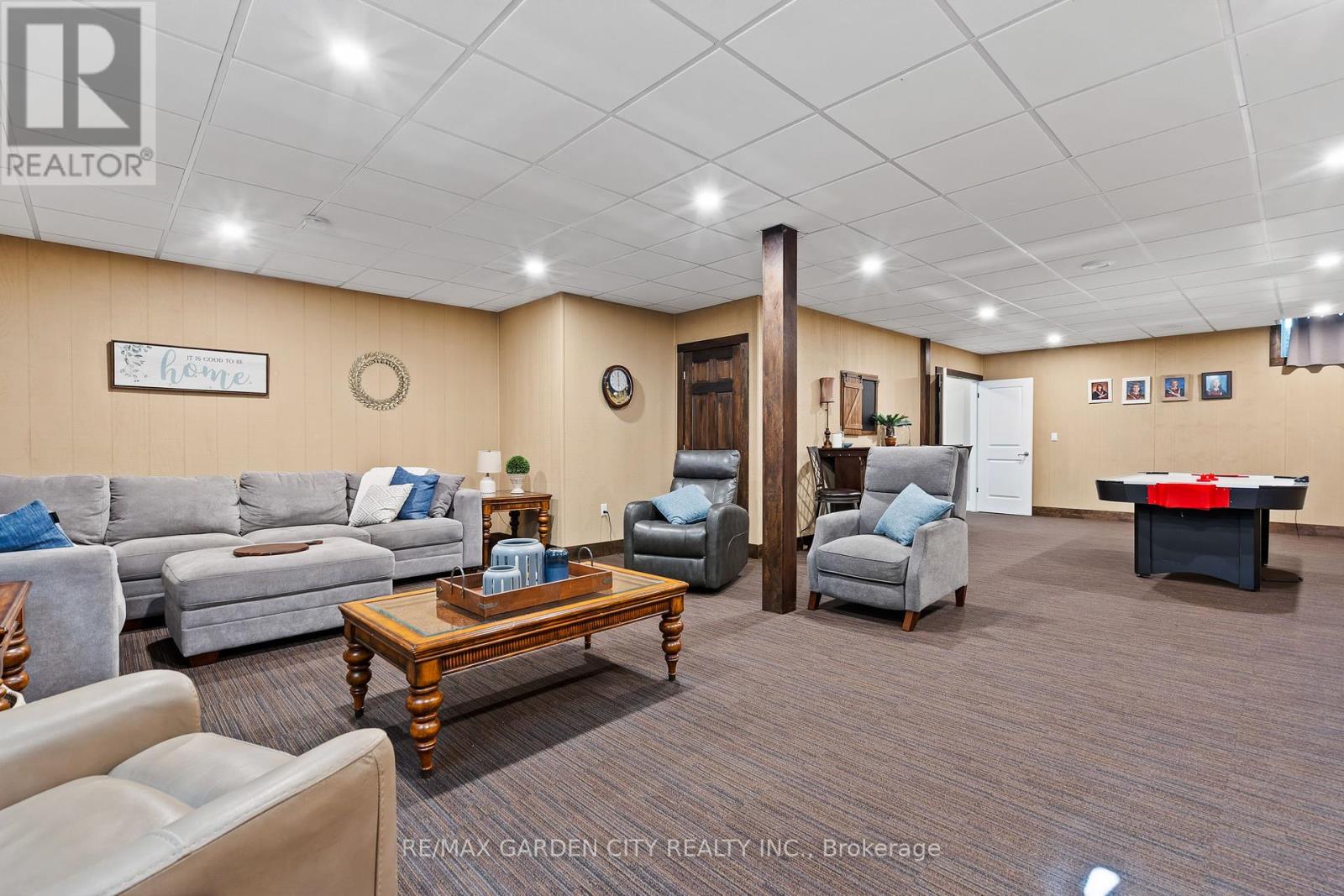 411 Read Road, Niagara-On-The-Lake, Ontario  L0S 1J0 - Photo 36 - X12454361
