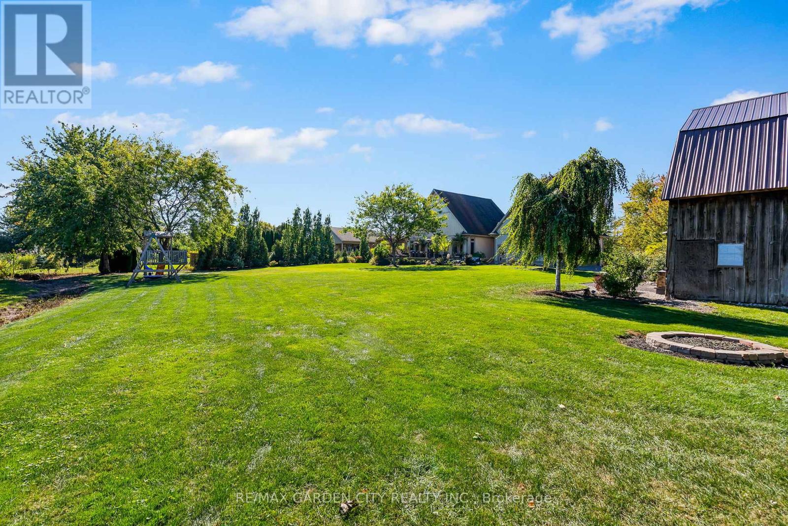 411 Read Road, Niagara-On-The-Lake, Ontario  L0S 1J0 - Photo 7 - X12454361