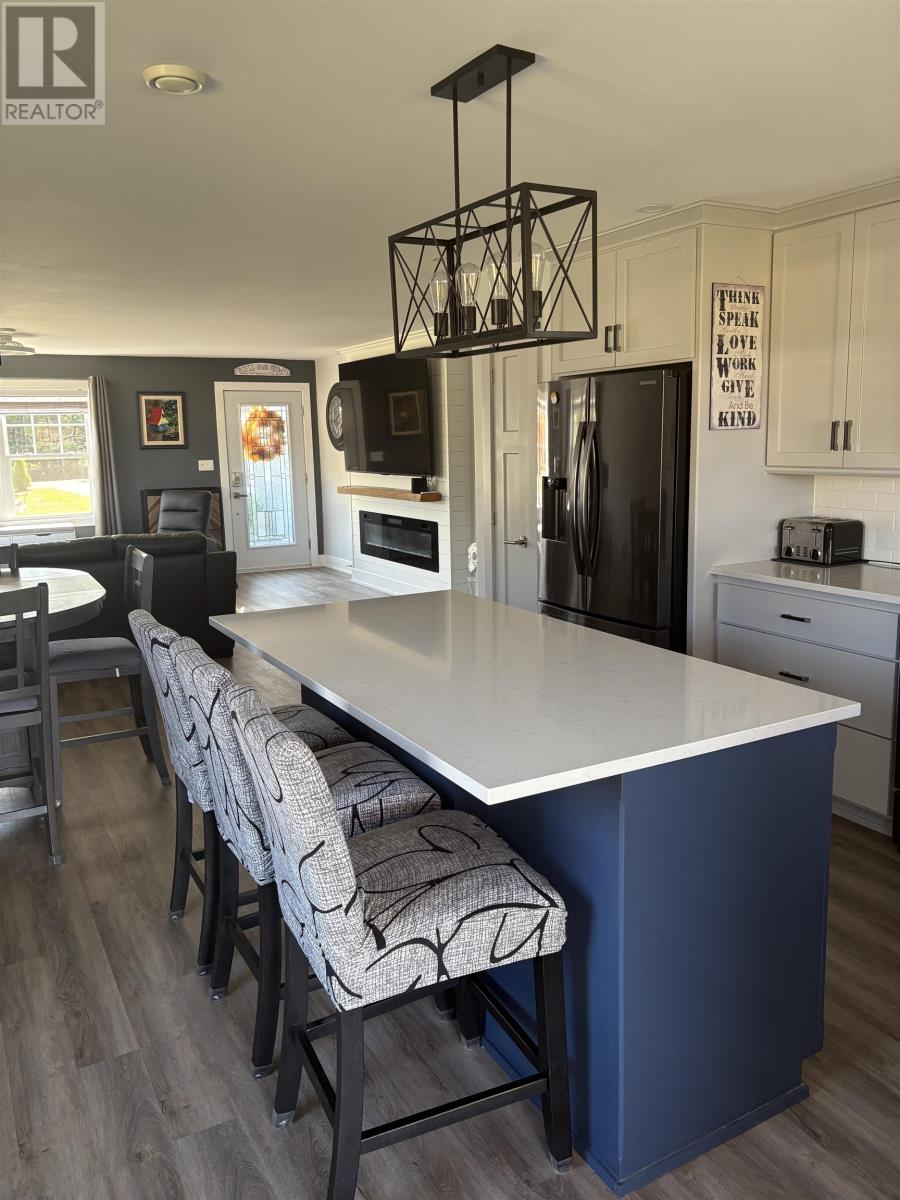 66 Macquarrie Road, Brackley Beach, Prince Edward Island  C1E 2V2 - Photo 4 - 202525650
