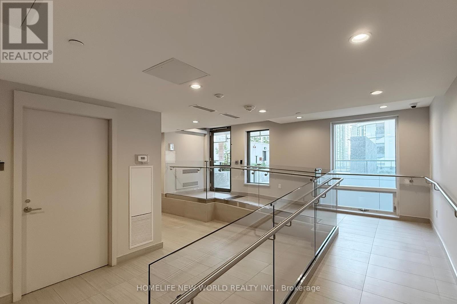 1504 - 28 Freeland Street, Toronto, Ontario  M5E 0E3 - Photo 32 - C12425277