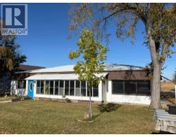 409 1 Avenue S, Coutts, Ca