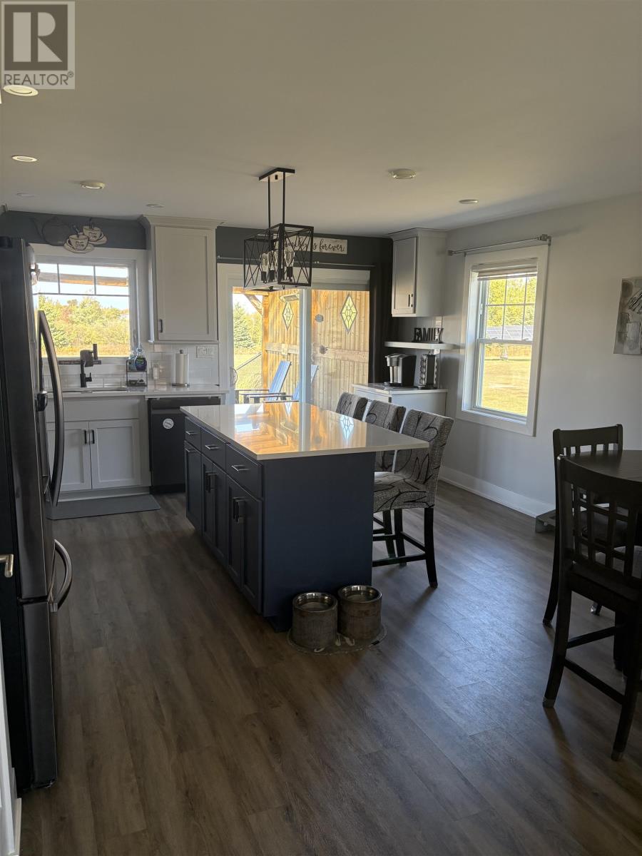 66 Macquarrie Road, Brackley Beach, Prince Edward Island  C1E 2V2 - Photo 9 - 202525650