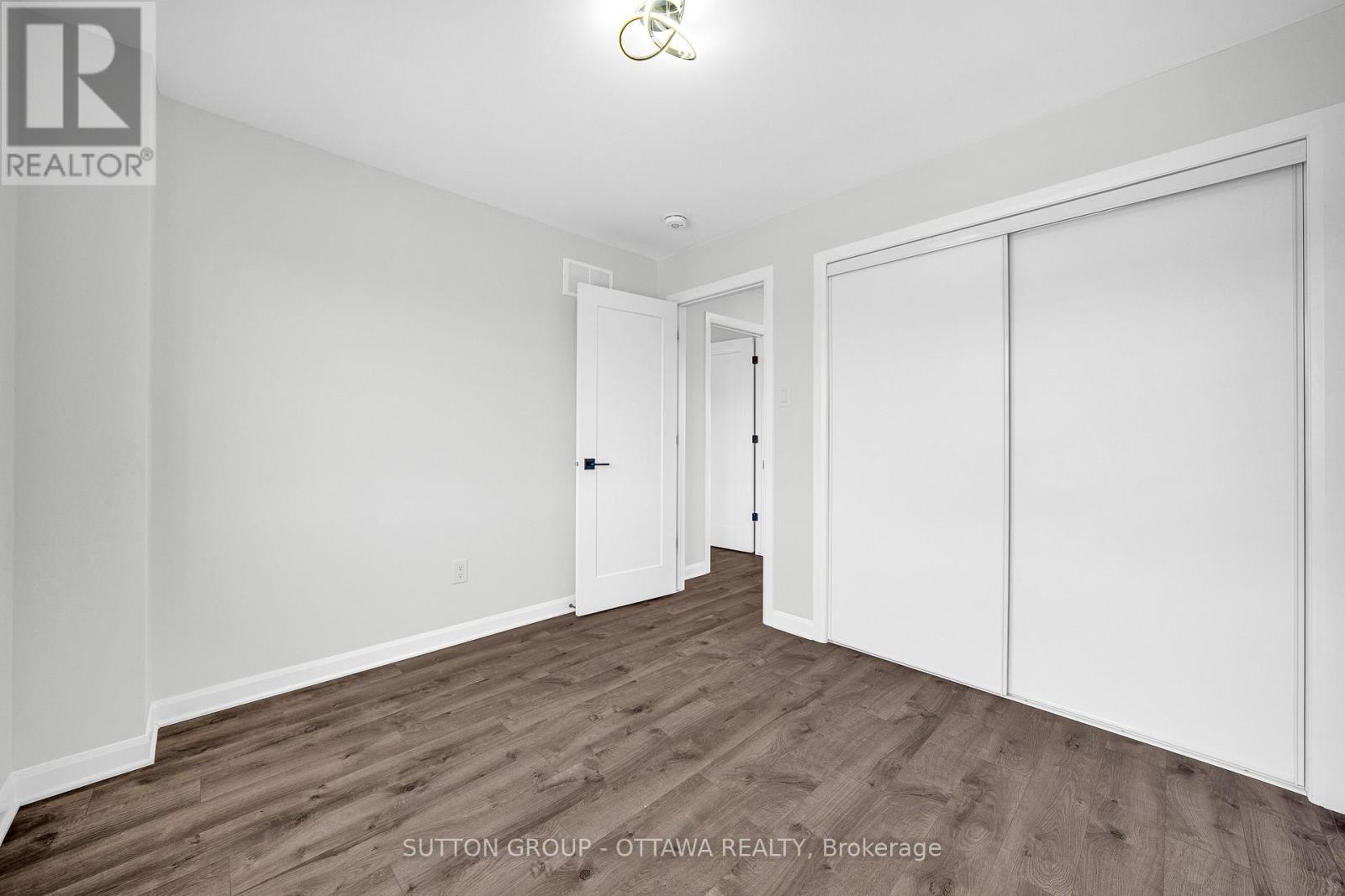 1006 Speedvale Court, Ottawa, Ontario  K2T 0P3 - Photo 27 - X12455849